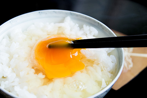 2016年9月撮影のフリー写真素材105「卵かけご飯」