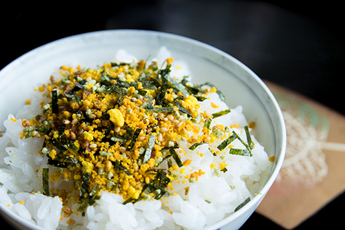 2016年9月撮影のフリー写真素材112「ふりかけご飯」