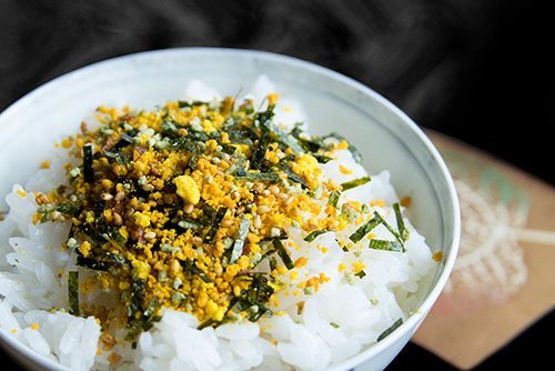 2016年9月撮影のフリー写真素材113「ふりかけご飯」