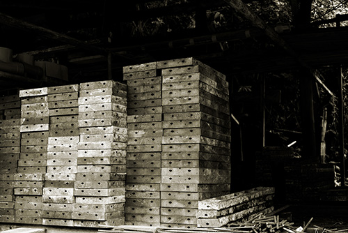 2016年9月撮影のフリー写真素材68「廃材」