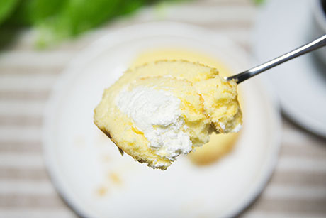 クリームロールケーキのフリー写真素材8