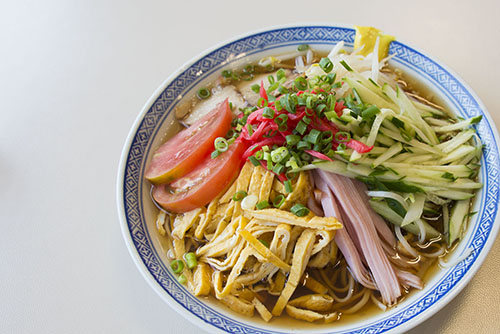 フリー写真素材186「冷やし中華（ハムとタマゴ）」