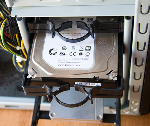 ハードディスクを引き抜く