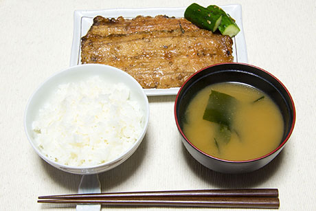 さんま蒲焼のフリー写真素材2