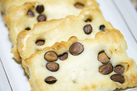 黒豆おかきのフリー写真素材3