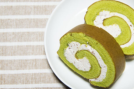 抹茶ロールケーキのフリー写真素材6