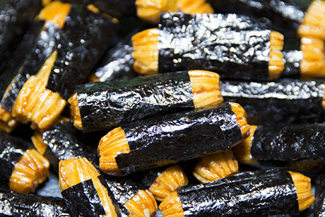 海苔巻きあられのフリー写真素材3