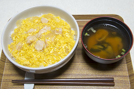 親子丼のフリー写真素材1