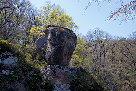 渓谷のフリー写真素材1